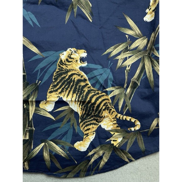 Bonobos Shirt Men's Medium Tiger Print Bamboo All over Print Blue Hawaiian - Picture 8 of 9